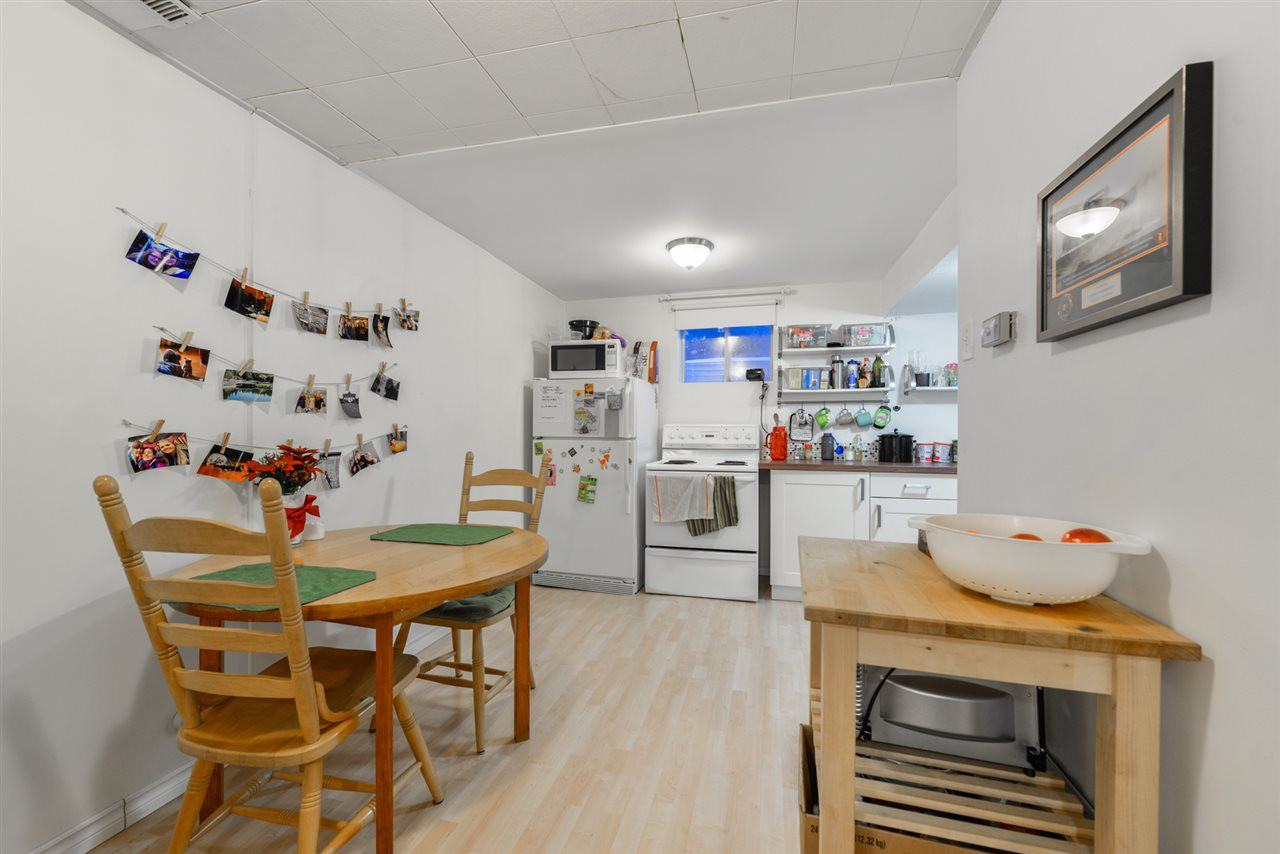 10509 University Avenue - Photo 7 of 11