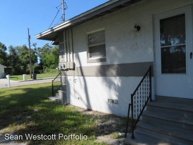 335 Lime St #B - Photo 3 of 13