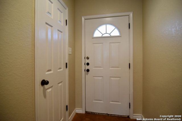 4936 Flipper Dr - Photo 3 of 36