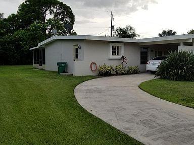 158 Se Lucero Dr - Photo 2 of 13