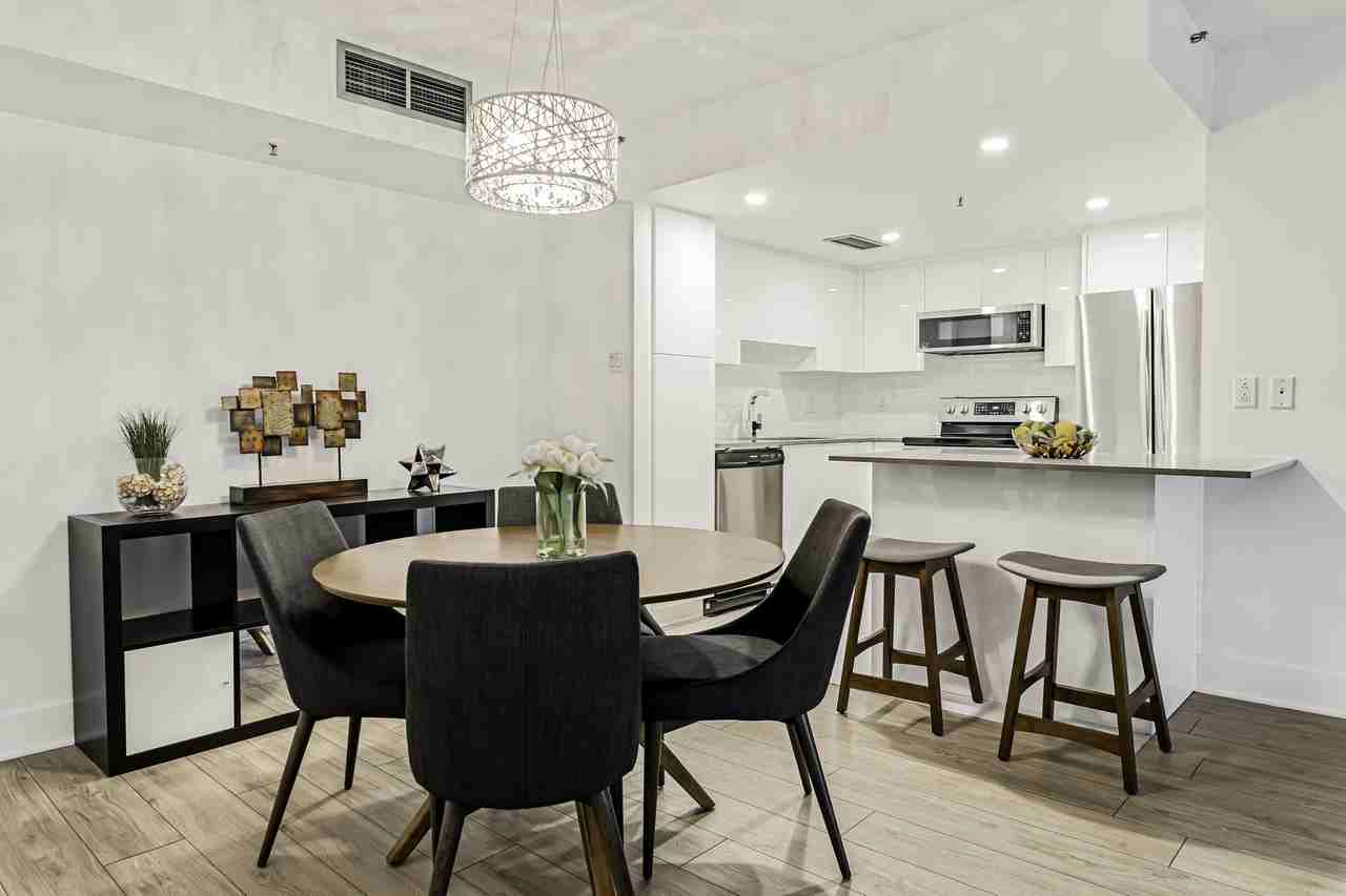 1625 Avenue Lincoln #1401