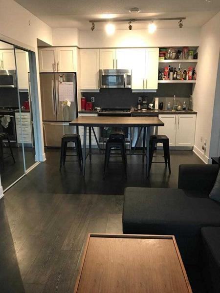 525 Adelaide Street West #0911