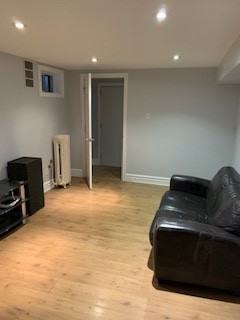 307 Salem Avenue - Photo 3 of 8