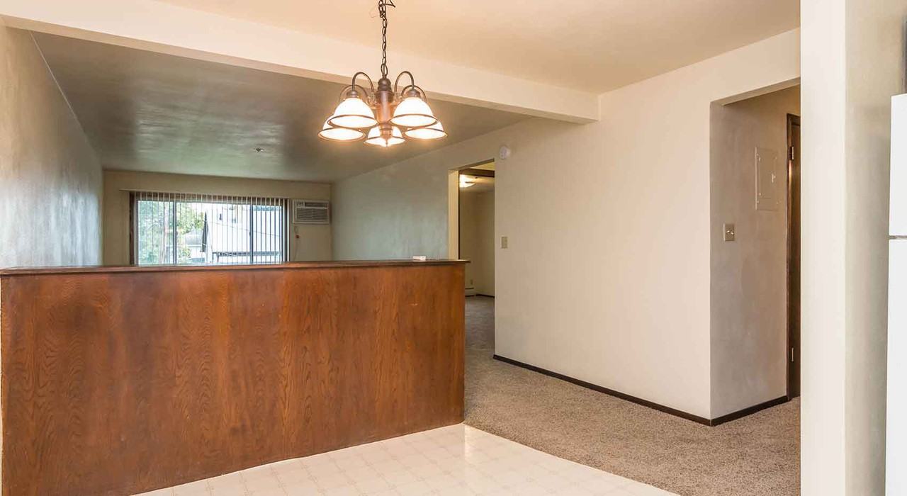 Prairie Avenue Apartments - Photo 2 of 10