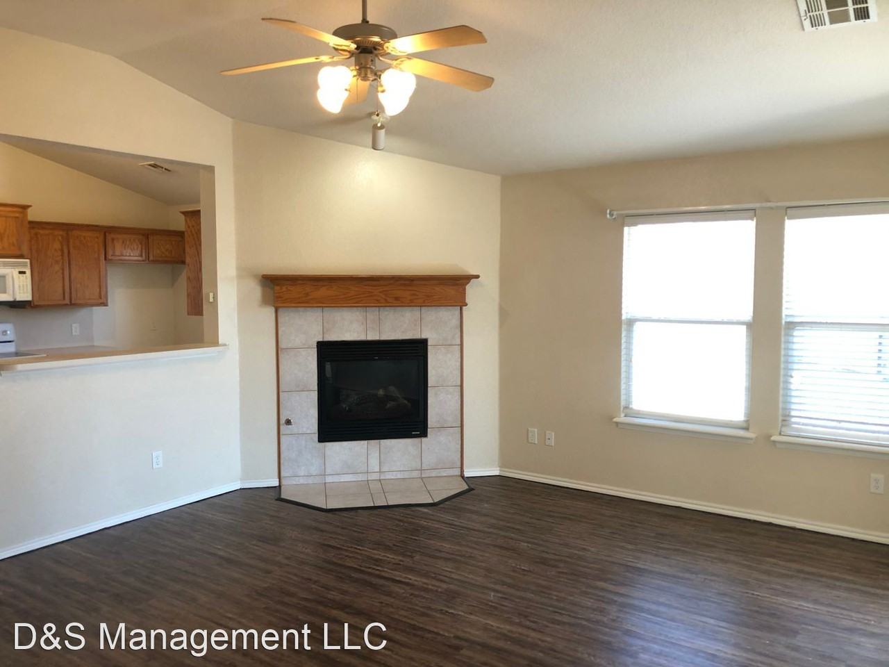 3101 Sw 103rd Pl - Photo 3 of 9