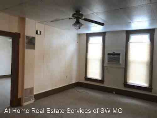 641 S Main - Photo 3 of 8