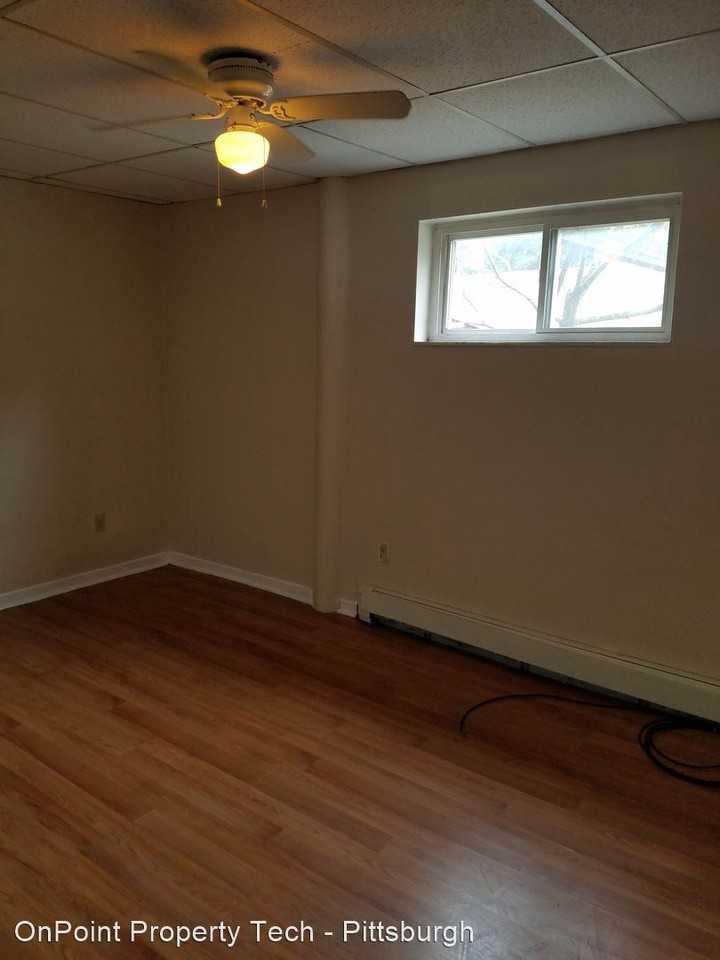 340 Rochelle Street - Photo 2 of 12