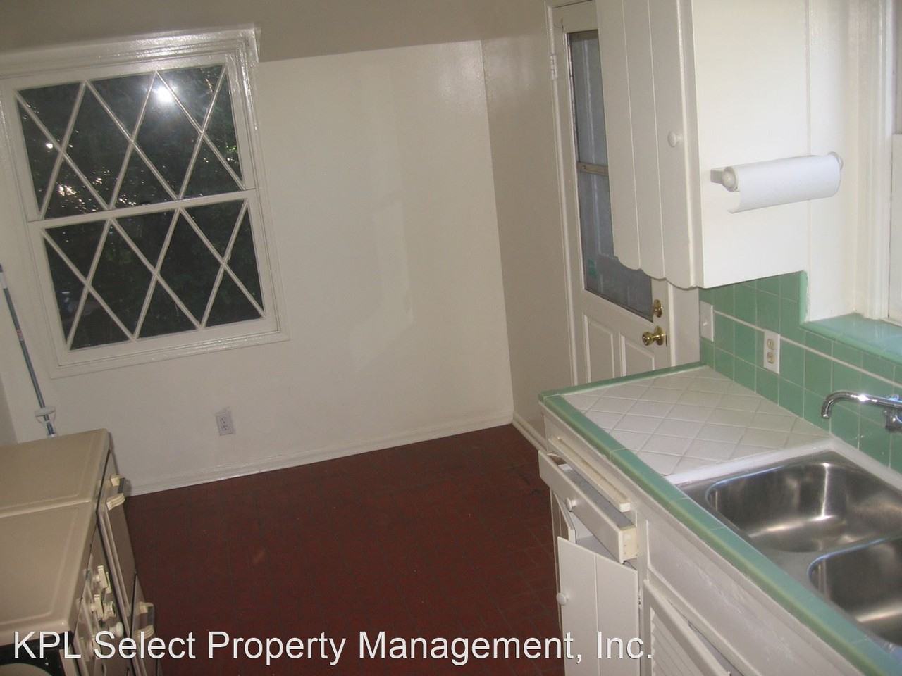 4526 - 4528 1/2 Laurel Canyon Boulevard - Photo 2 of 8