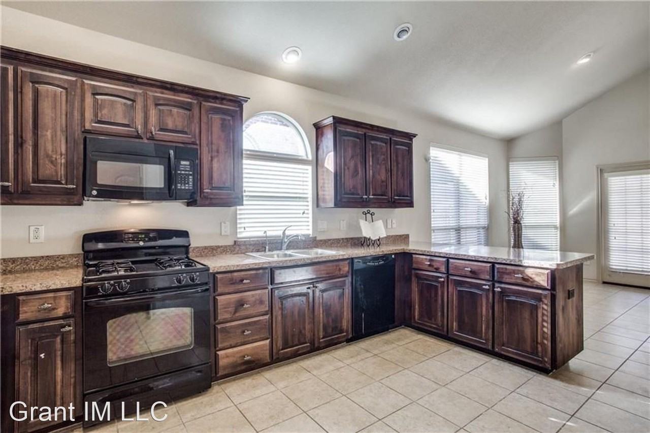 328 Branding Iron Trl - Photo 3 of 18