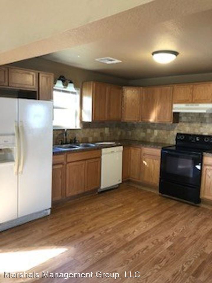 318 318 Scott Street AKA:  Gillete Street - Photo 2 of 9