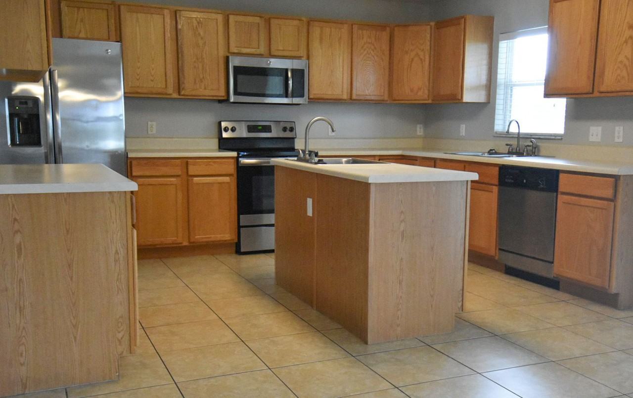 3343 Chica Cir - Photo 3 of 11