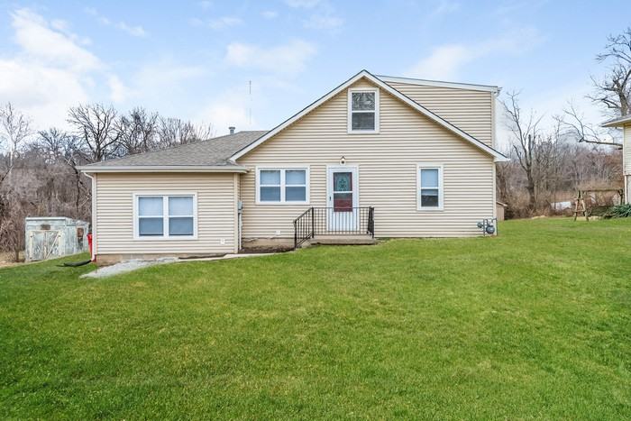 815 N Allen Rd - Photo 2 of 9