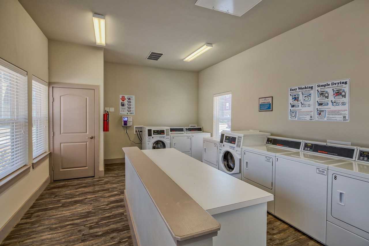 Palladium Midland Apartments - Photo 5 of 13