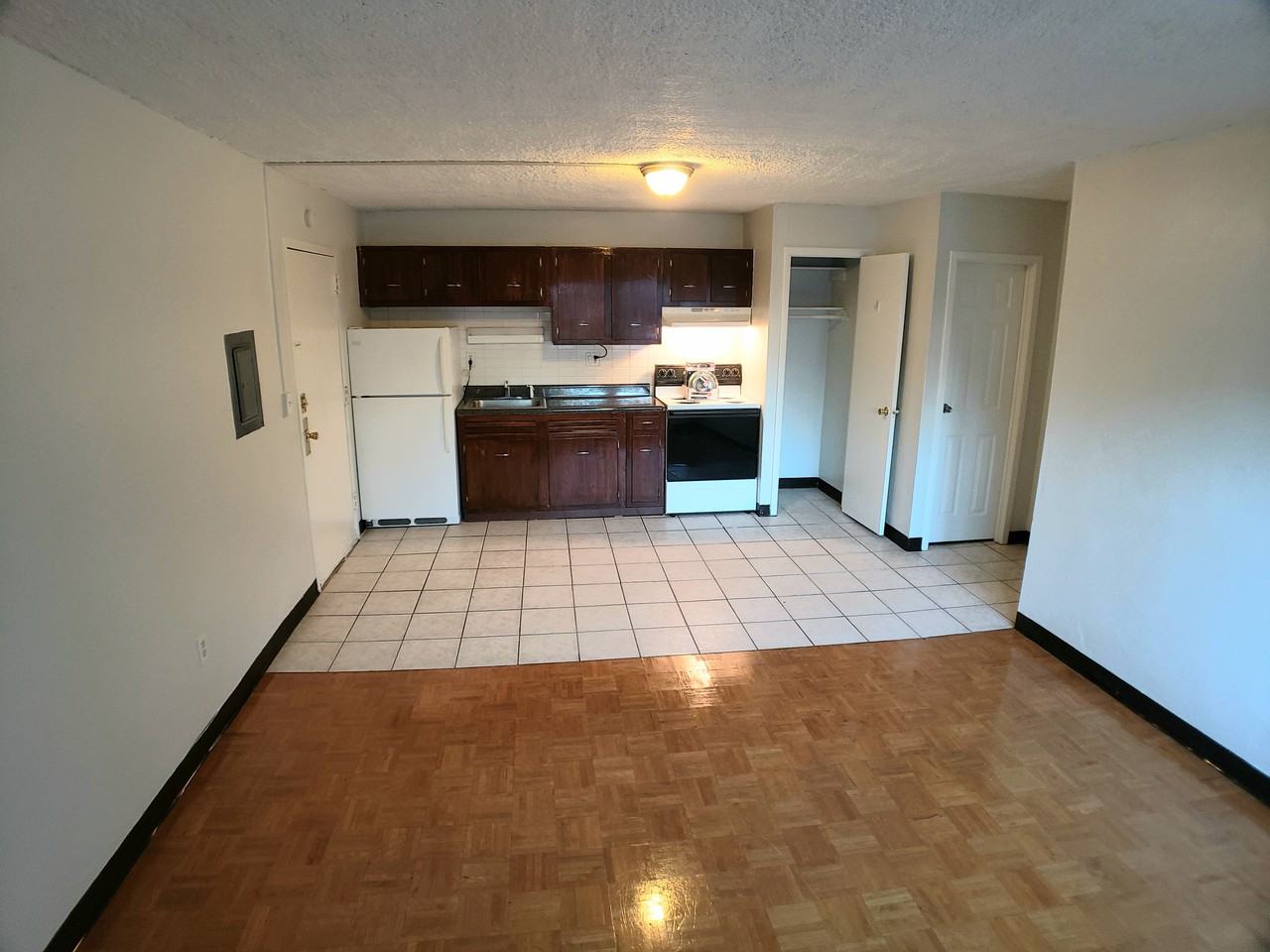 29 Austin Street #7B - Photo 2 of 10