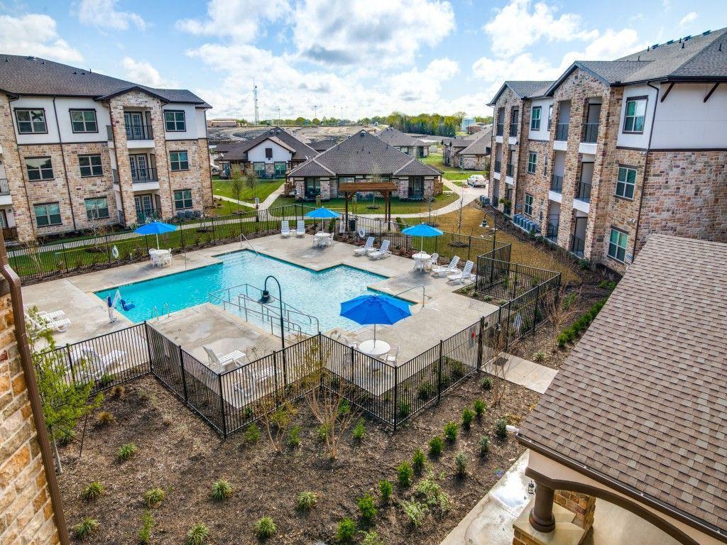 Palladium Van Alstyne Senior Living Apartments 870 Blassingame Ave