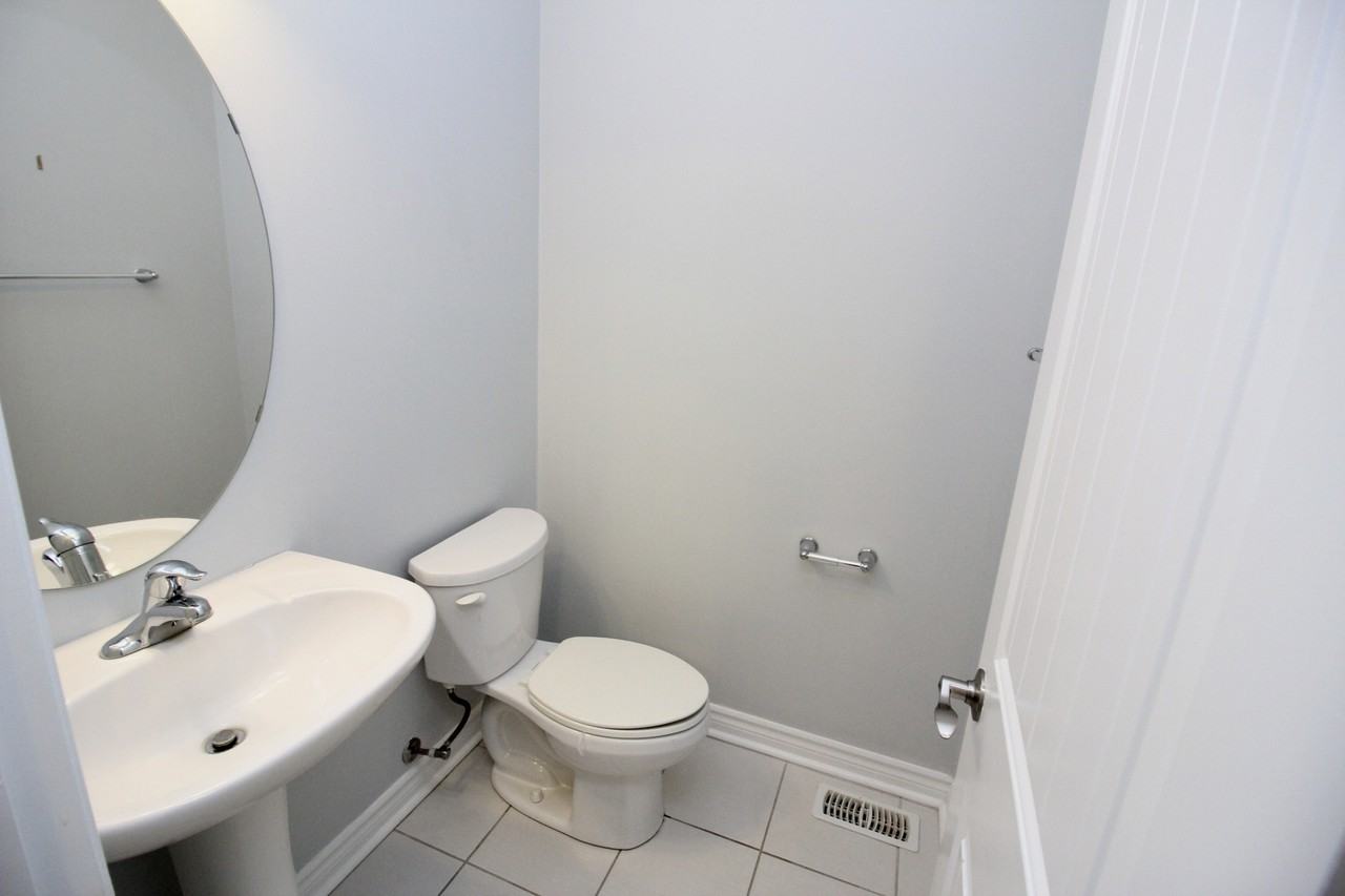 73 Arlington Cres - Photo 3 of 20