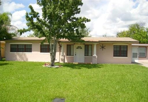 2331 W Oak St - Photo 2 of 4