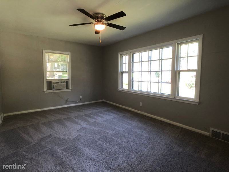 5618 Dagle Dr - Photo 2 of 8