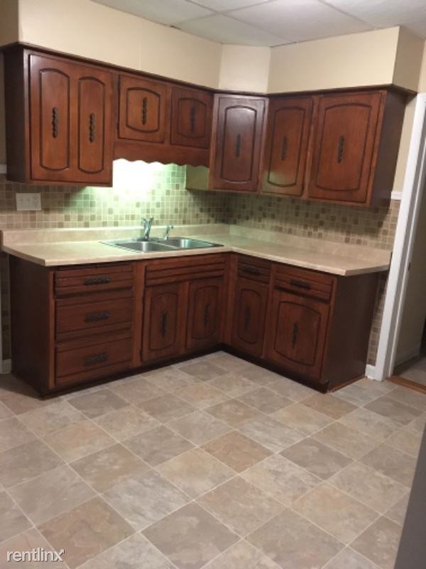 611 E Sandusky St - Photo 2 of 5