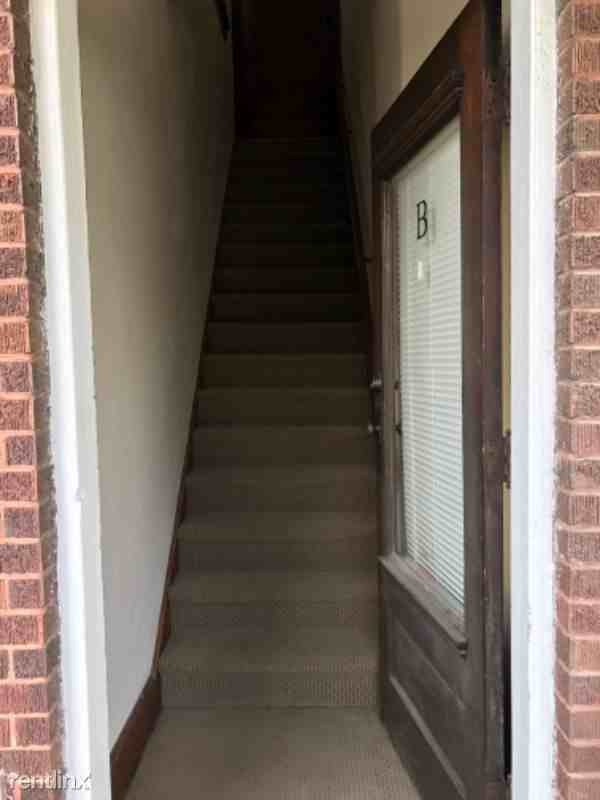 247 S Barker Ave - Photo 3 of 15