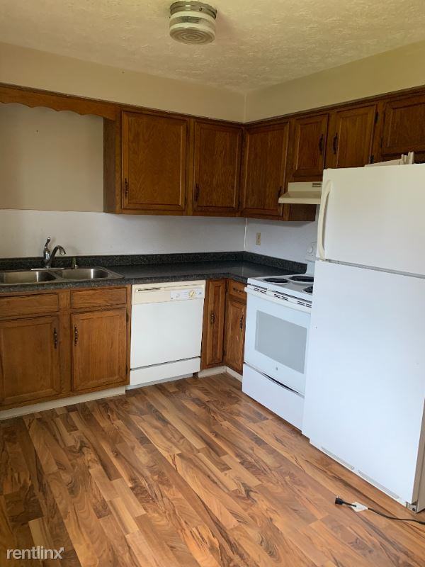 7800 Heatherview St Nw - Photo 3 of 9