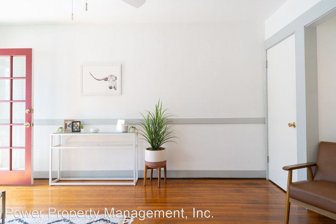 2008 Strongs Dr - Photo 3 of 16