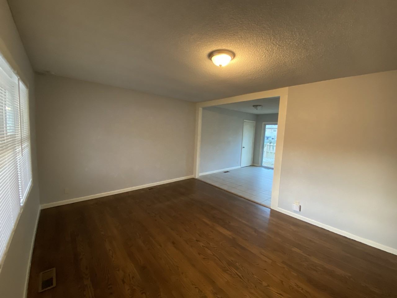 18508 E Susquehanna Rdg - Photo 2 of 24