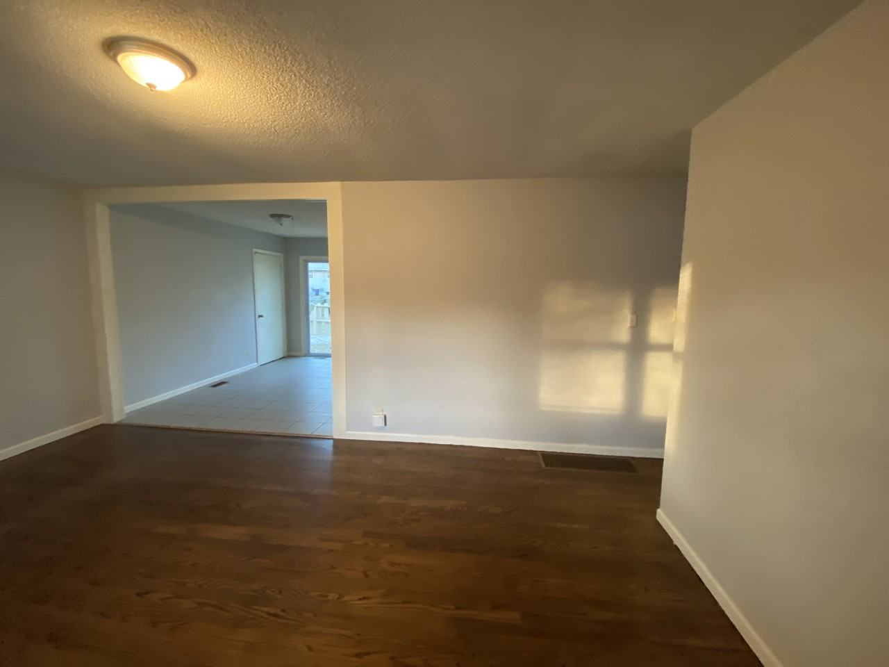 18508 E Susquehanna Rdg - Photo 3 of 24