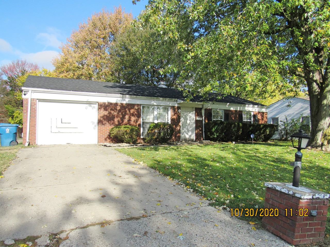 3540 Dubarry Ct - Photo 2 of 17
