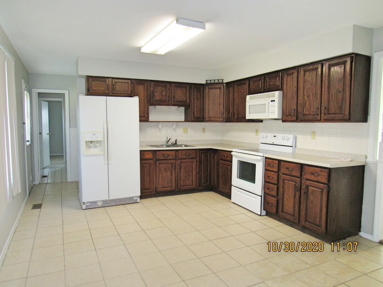 3540 Dubarry Ct - Photo 6 of 17