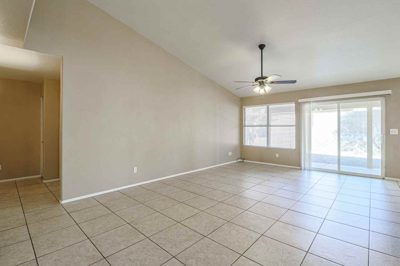 2202 E Mountain Sky Ave - Photo 6 of 35