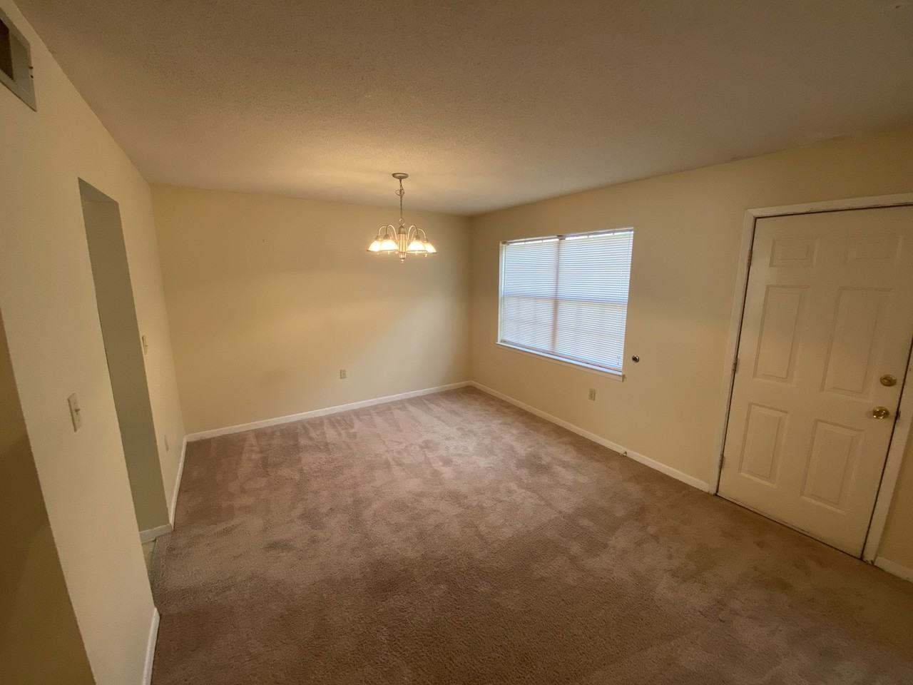 1031 4th Ave - Photo 3 of 12