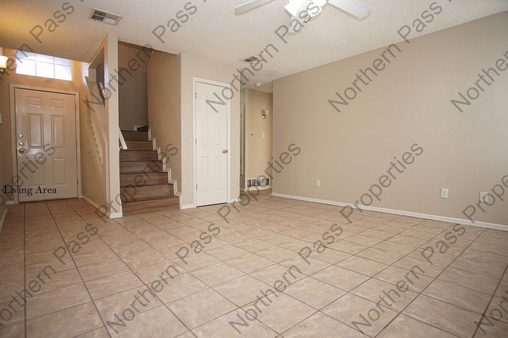 3696 Prairie Rose St - Photo 3 of 18