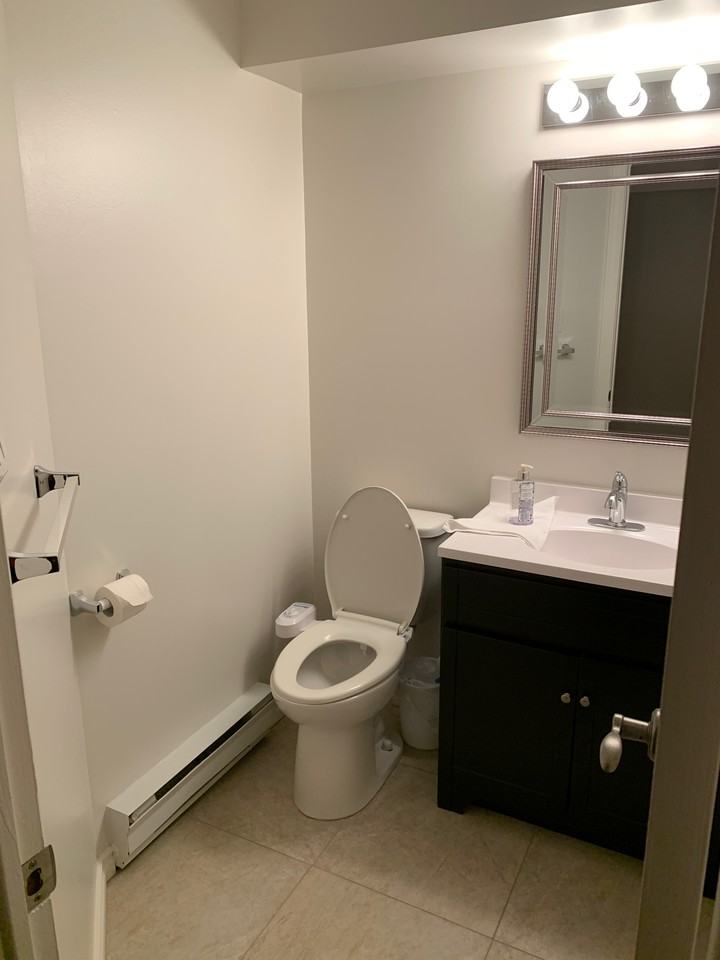 430 Briston Private - Photo 2 of 11