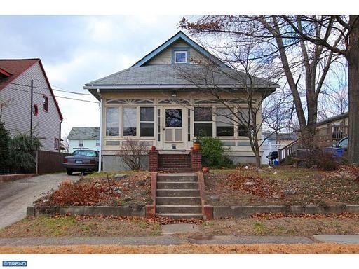 207 S Grove Ave - Photo 3 of 6