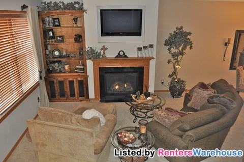 13794 Atwood Ave - Photo 3 of 15
