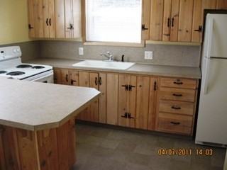 2120 SE Main St - Photo 2 of 4