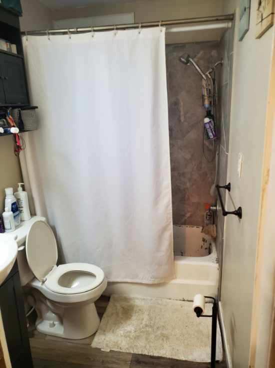 604 East Broadway Street - Photo 2 of 13