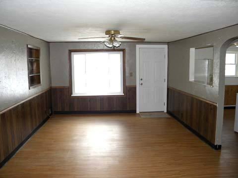 114 Yunker Ct - Photo 2 of 12