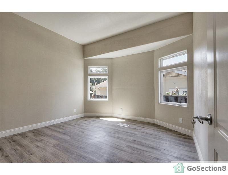 507 N 3rd St. - Photo 2 of 11