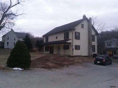 2630 Trinity Rd - Photo 2 of 15