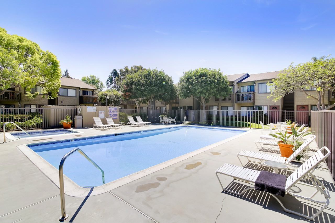 Westlake Village - Photo 3 of 12