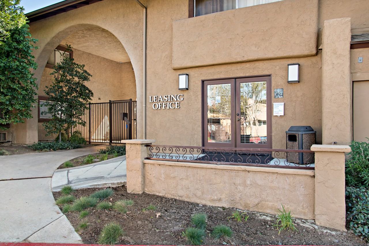 Casa Sierra Apartment Homes 3935 La Sierra Ave, Riverside, CA 92505