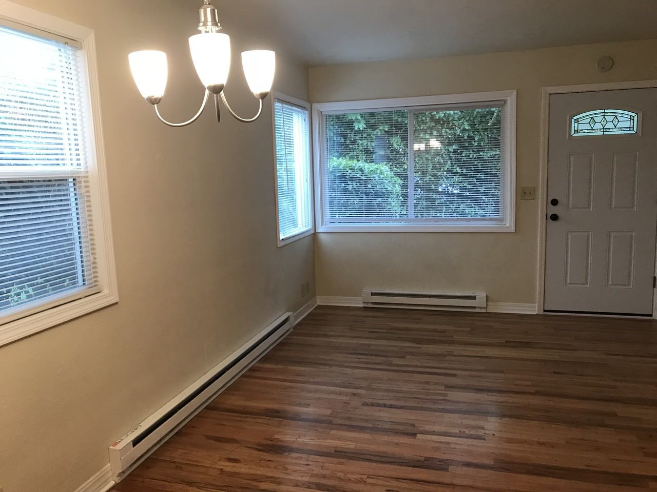 5895 Southwest Tucker Avenue - Photo 2 of 8