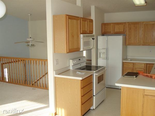 3110 32nd St S - Photo 3 of 3