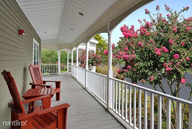 Franklin Commons - Photo 2 of 21