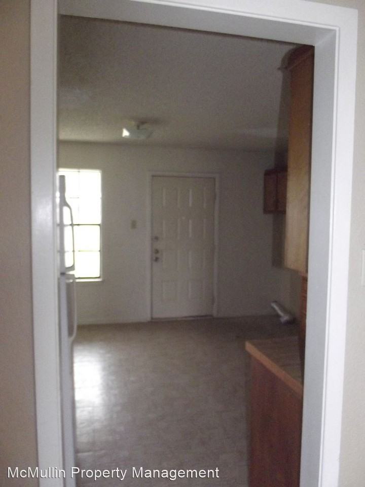 205 Sherman - Photo 3 of 8