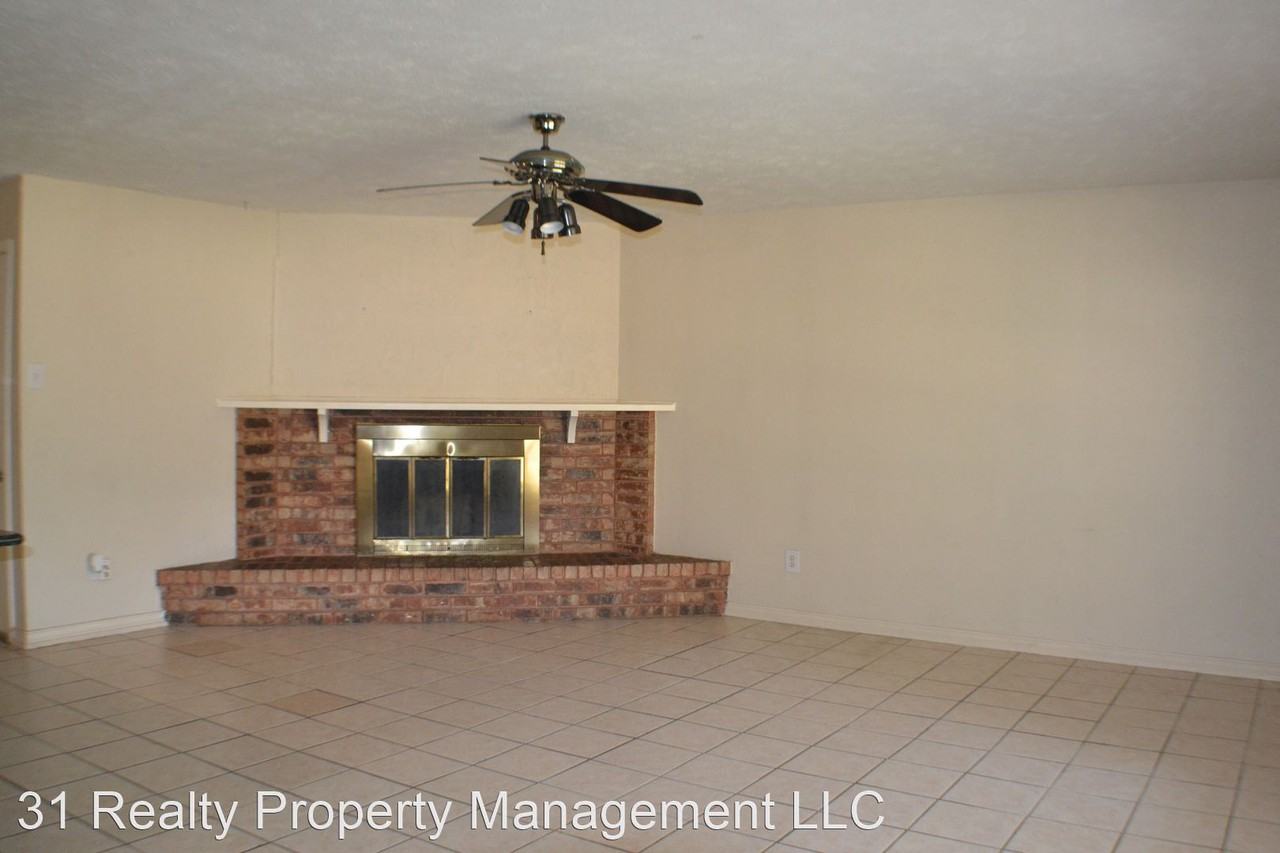 547 Oldbridge Dr - Photo 2 of 16