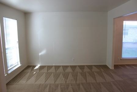 8606 Vantage Point - Photo 2 of 24