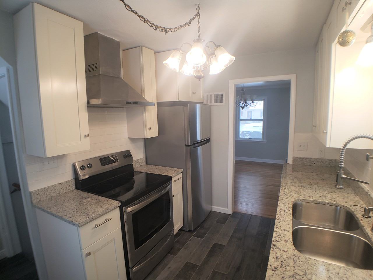 1452 Hazel St N - Photo 2 of 13